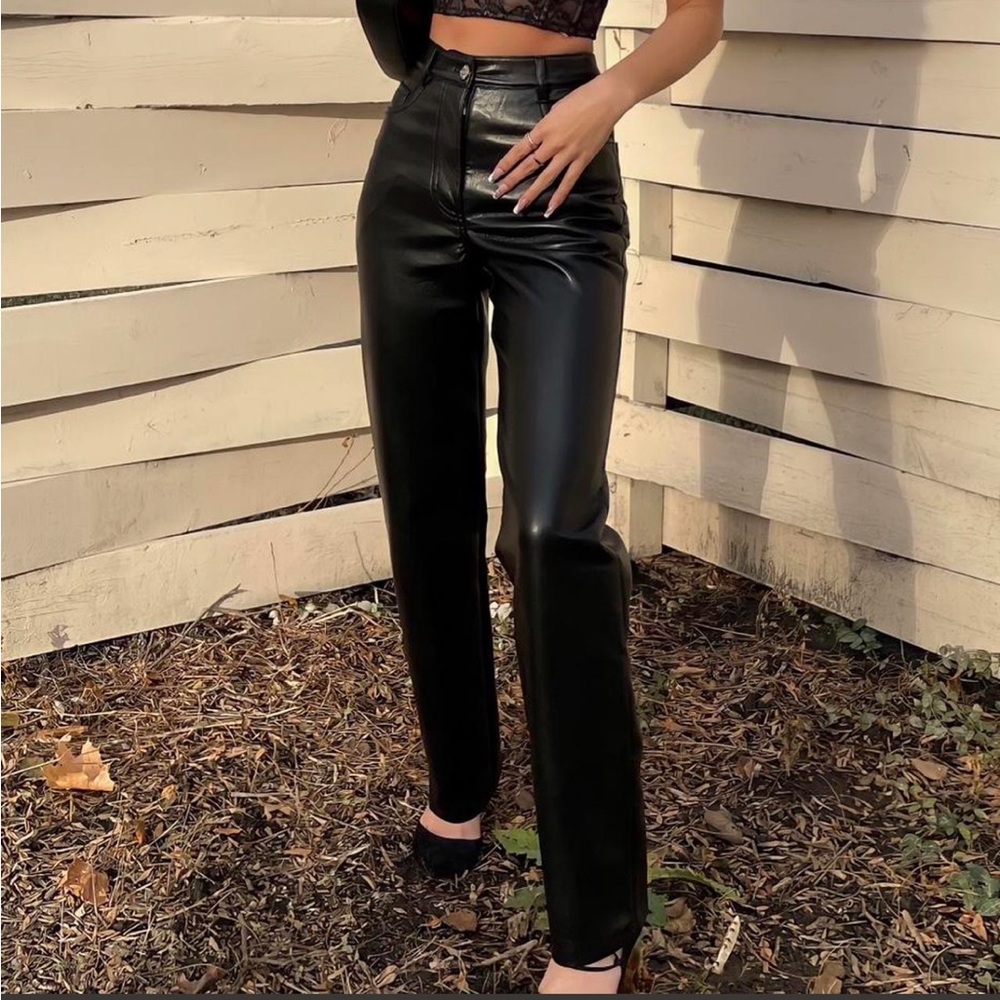aritzia wilfred Black leather straight leg pants